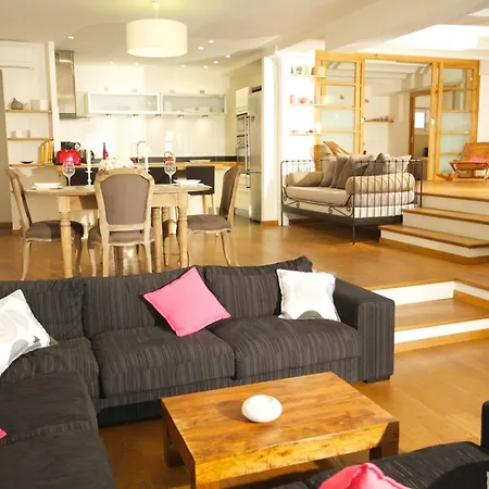 Lycklama Loft Apartment